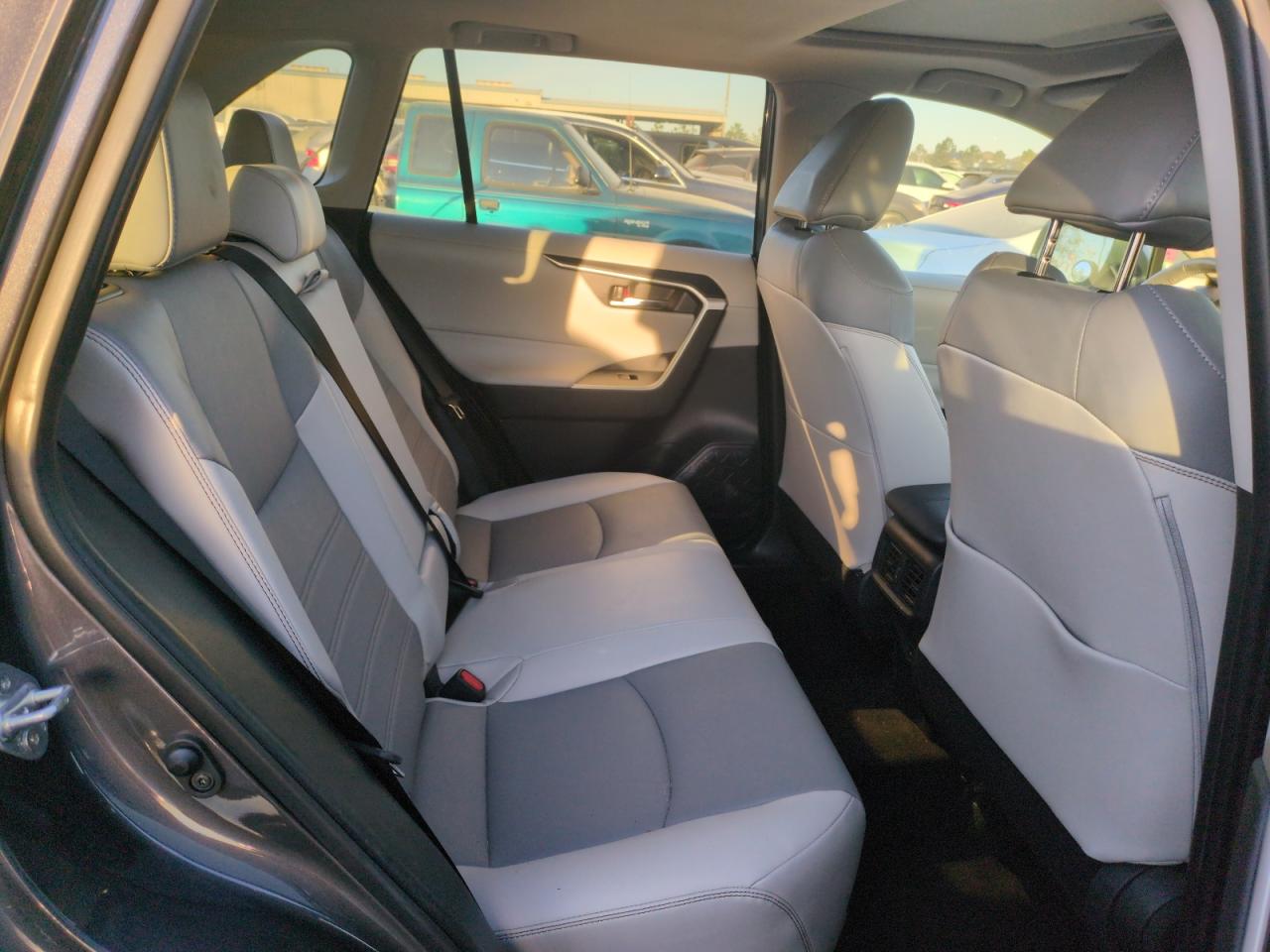 2022 Toyota Rav4 Xle Premium VIN: 2T3C1RFV0NW204527 Lot: 76416104