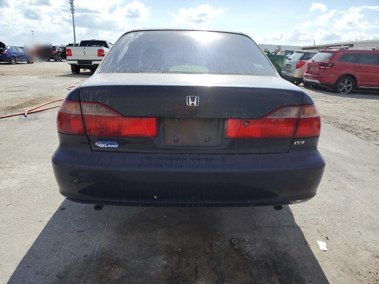 2000 Honda Accord Ex VIN: 1HGCG1650YA077668 Lot: 75986294