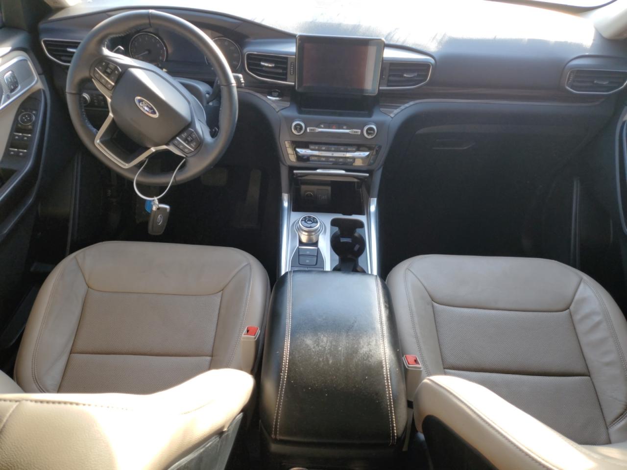 2020 Ford Explorer - Image 8