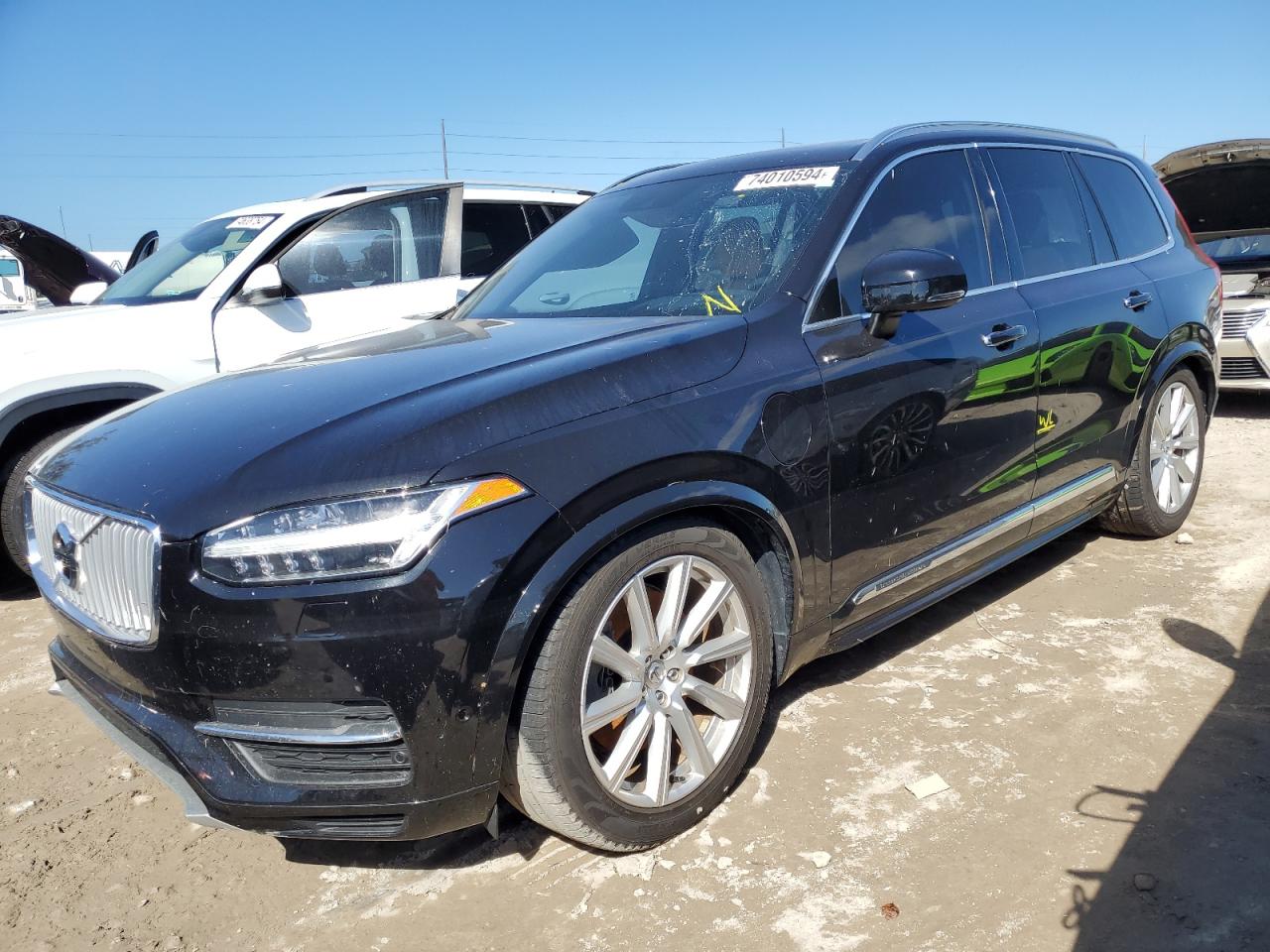 YV4BC0PL3H1117333 2017 VOLVO XC90 - Image 1