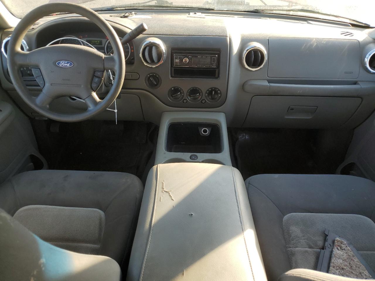 2005 Ford Expedition Xlt VIN: 1FMPU16535LA68015 Lot: 77173914