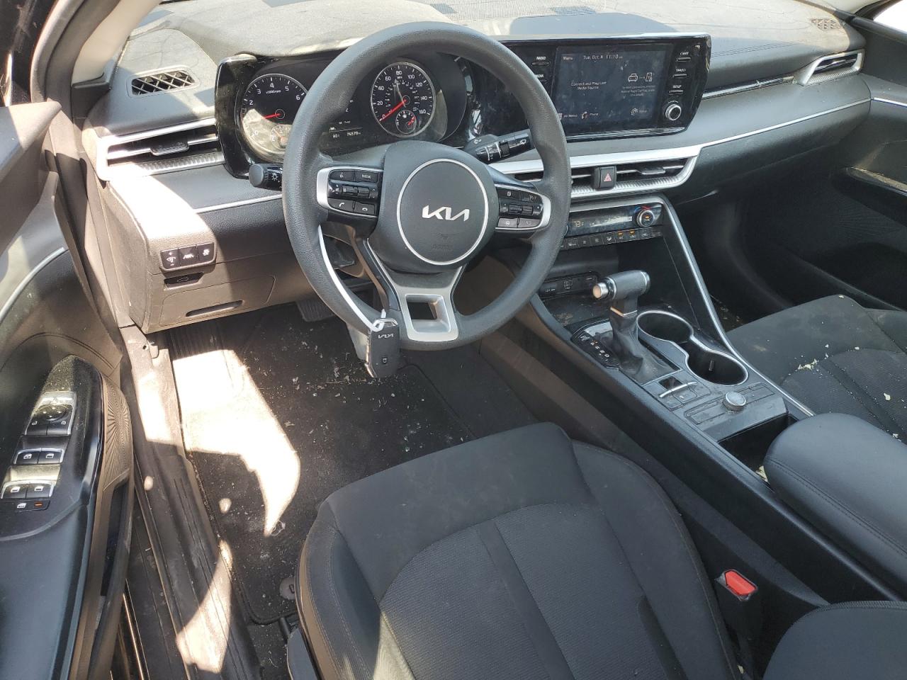 2022 Kia K5 - Image 8