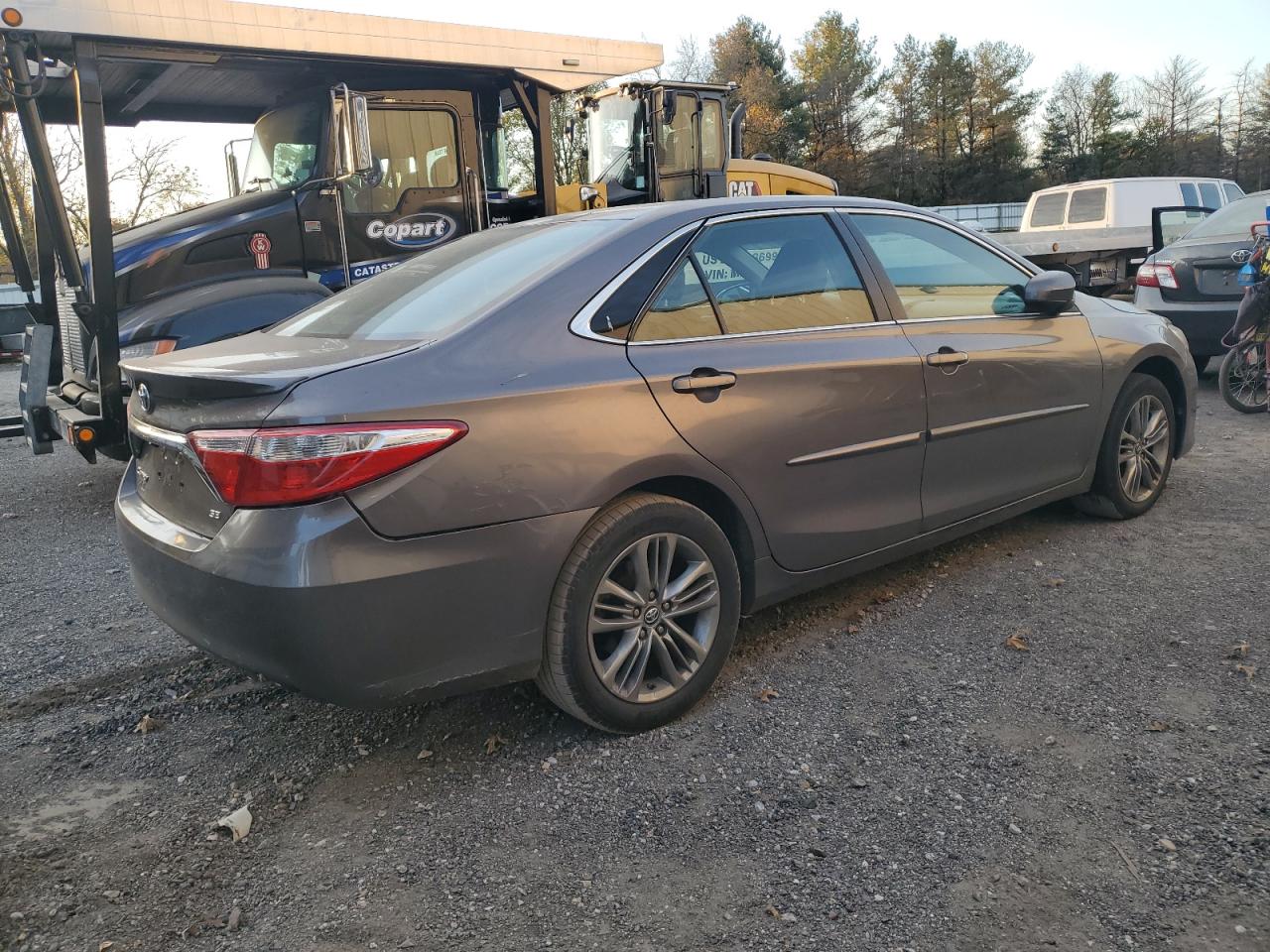 2017 Toyota Camry - Image 3