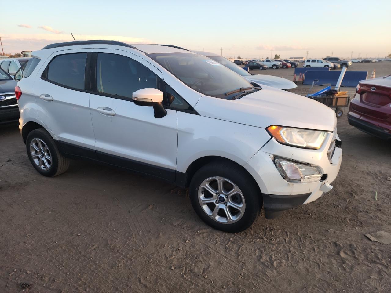 VIN MAJ6P1UL8JC191043 2018 FORD ECOSPORT no.4