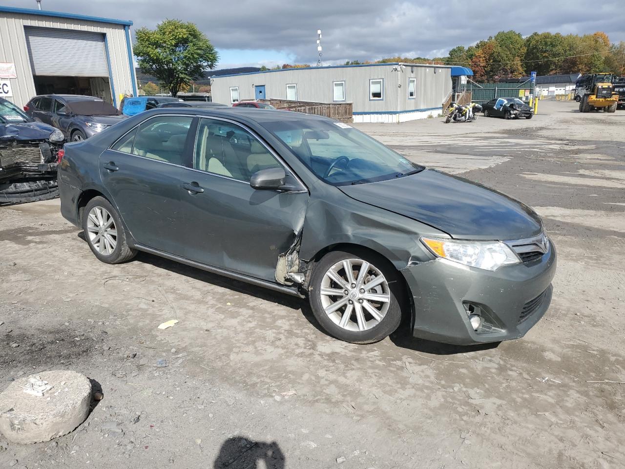 2012 Toyota Camry - Image 4