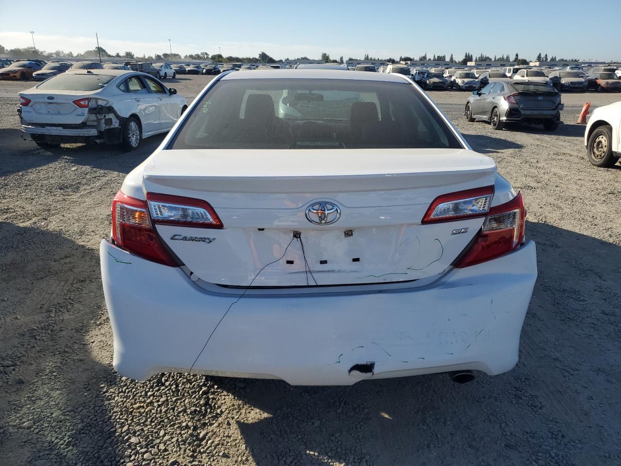 4T1BF1FKXEU369126 2014 Toyota Camry L