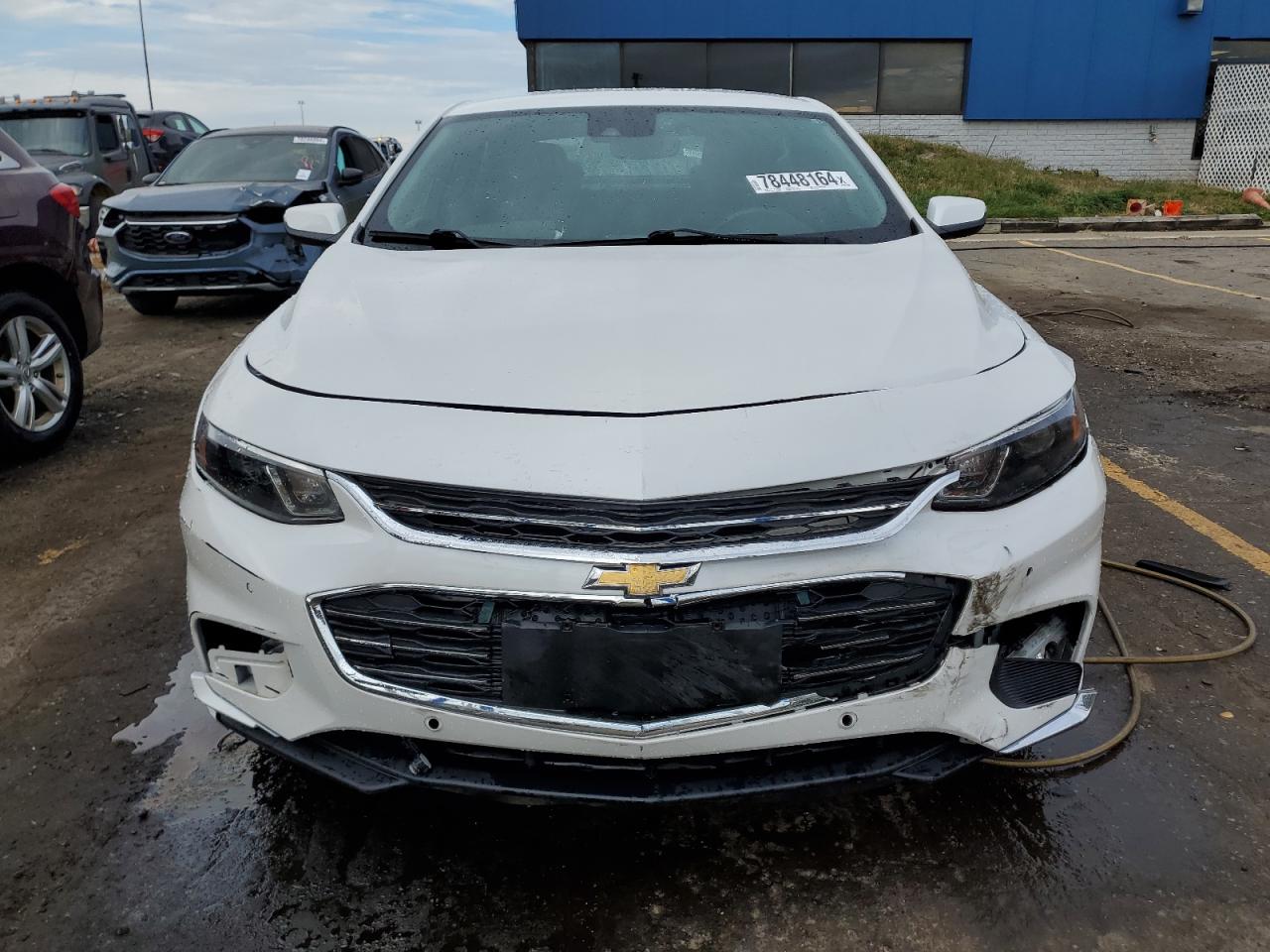 2017 Chevrolet Malibu - Image 5