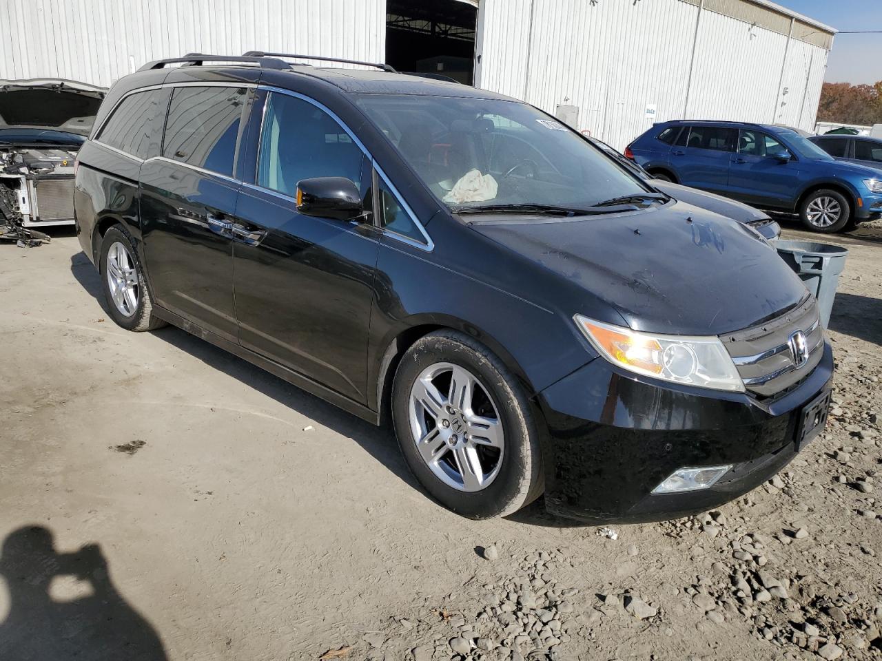 VIN 5FNRL5H94DB066265 2013 HONDA ODYSSEY no.4