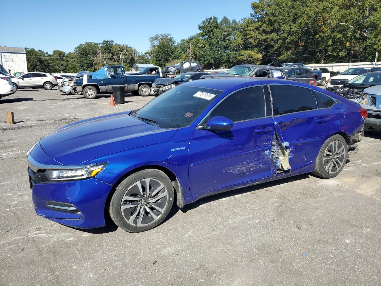 VIN 1HGCV3F14JA002928 2018 HONDA ACCORD no.1