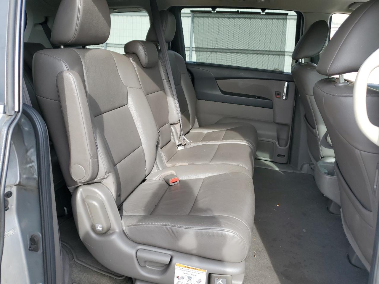2014 Honda Odyssey - Image 11