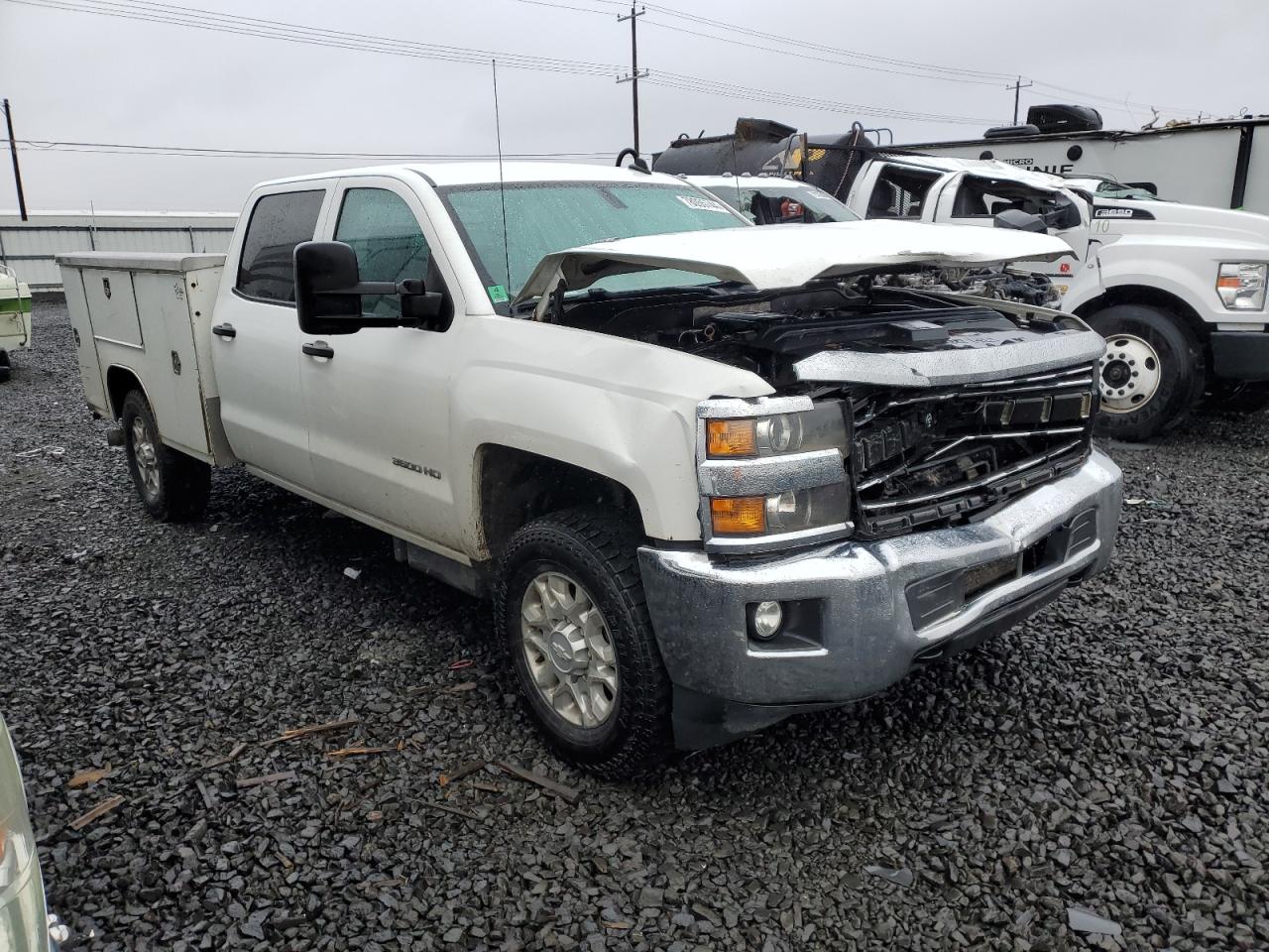 2015 Chevrolet Silverado - Image 4