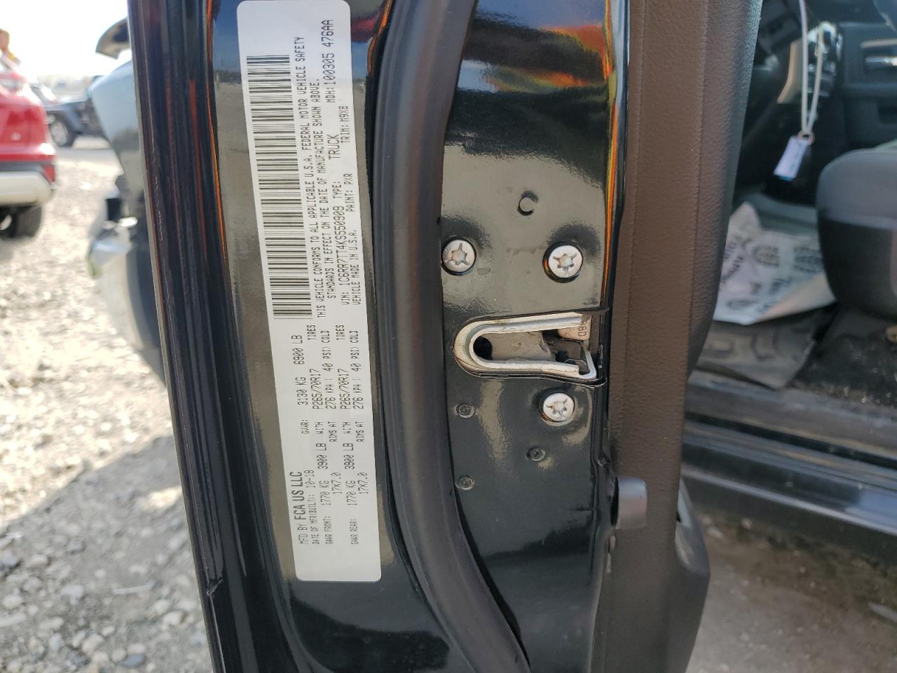 2019 RAM 1500 - Image 13