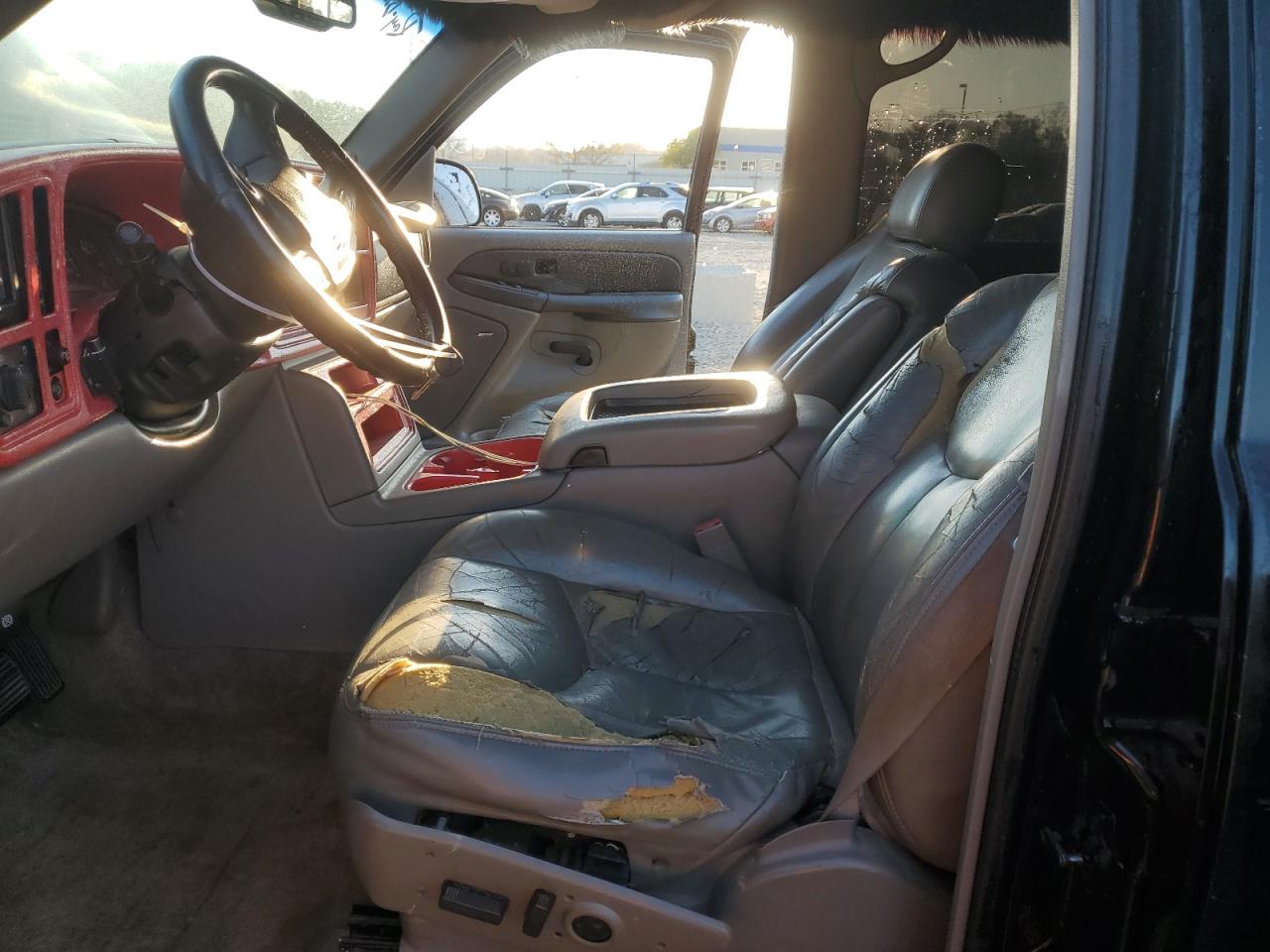 2003 Chevrolet Tahoe - Image 7