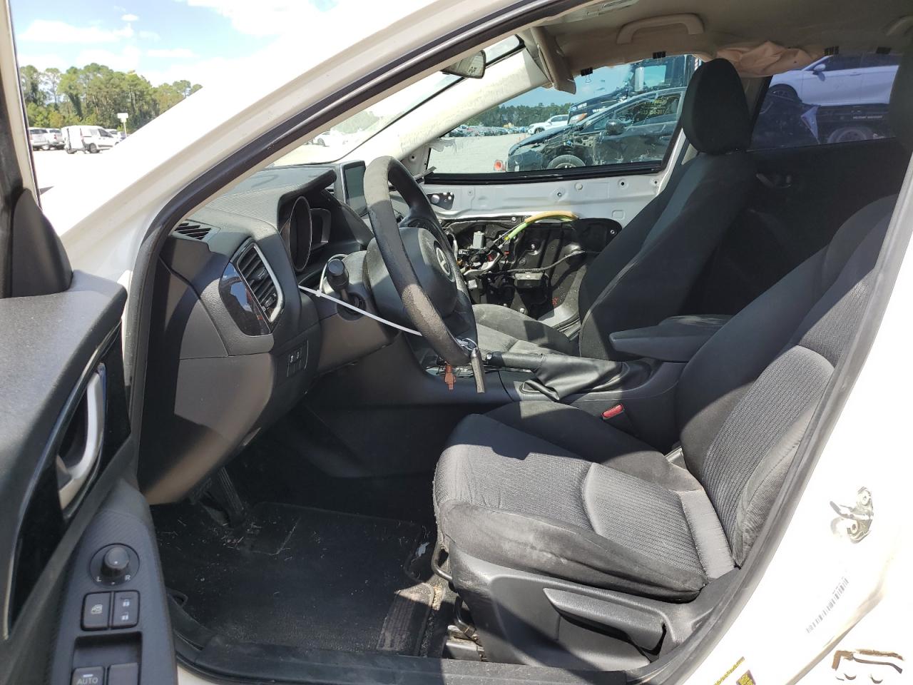 3MZBM1K7XFM231231 2015 Mazda 3 Sport