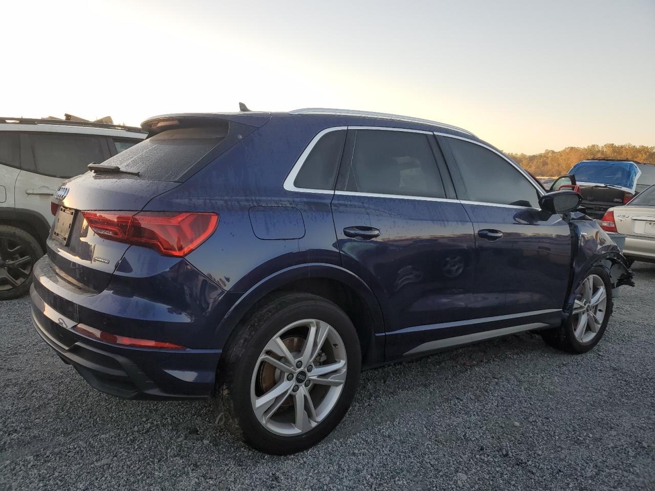 2022 Audi Q3 - Image 3
