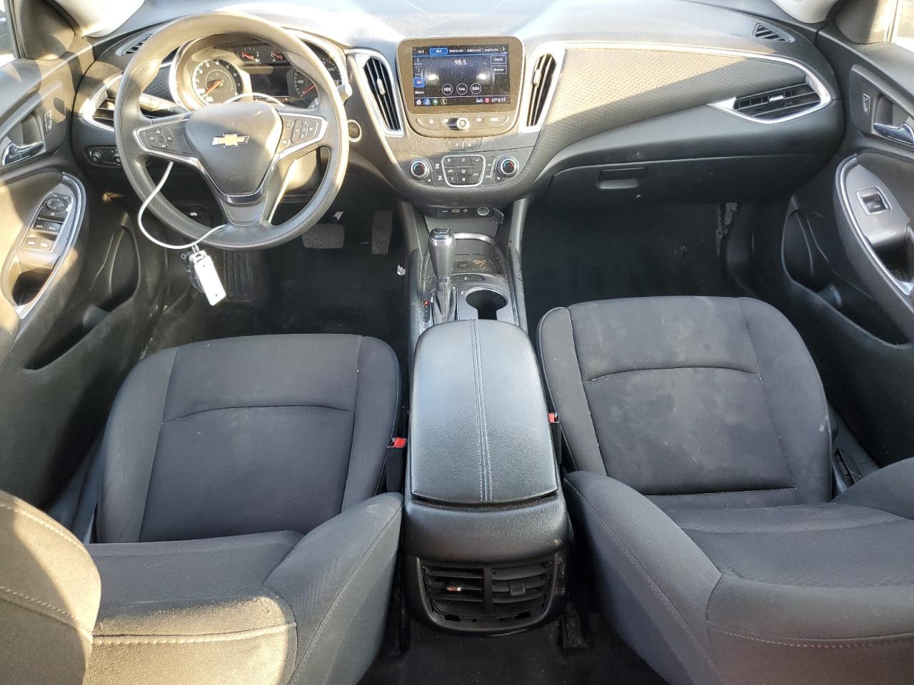 2020 Chevrolet Malibu - Image 8