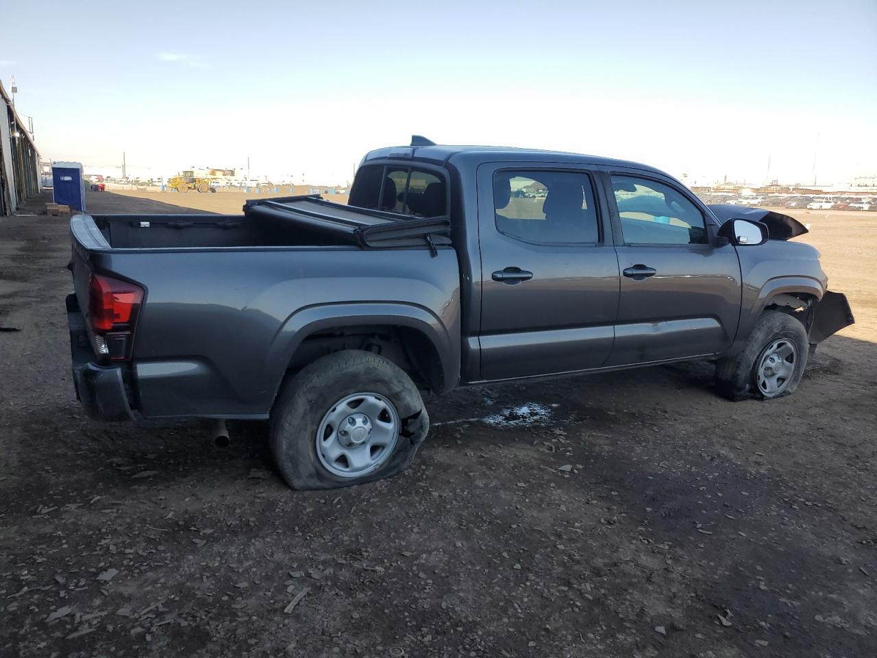 2019 Toyota Tacoma - Image 3