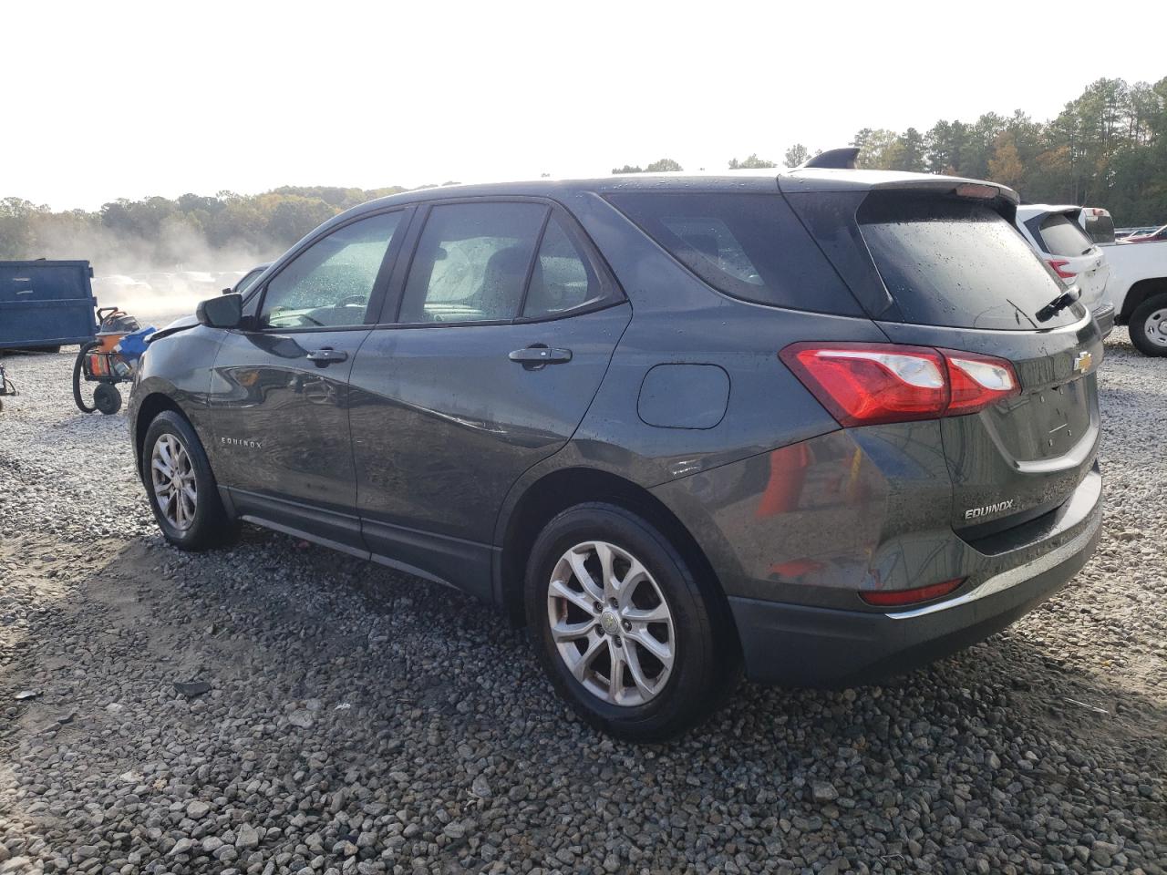 2018 Chevrolet Equinox - Image 2