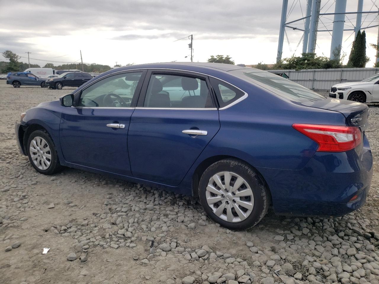 2016 Nissan Sentra - Image 2