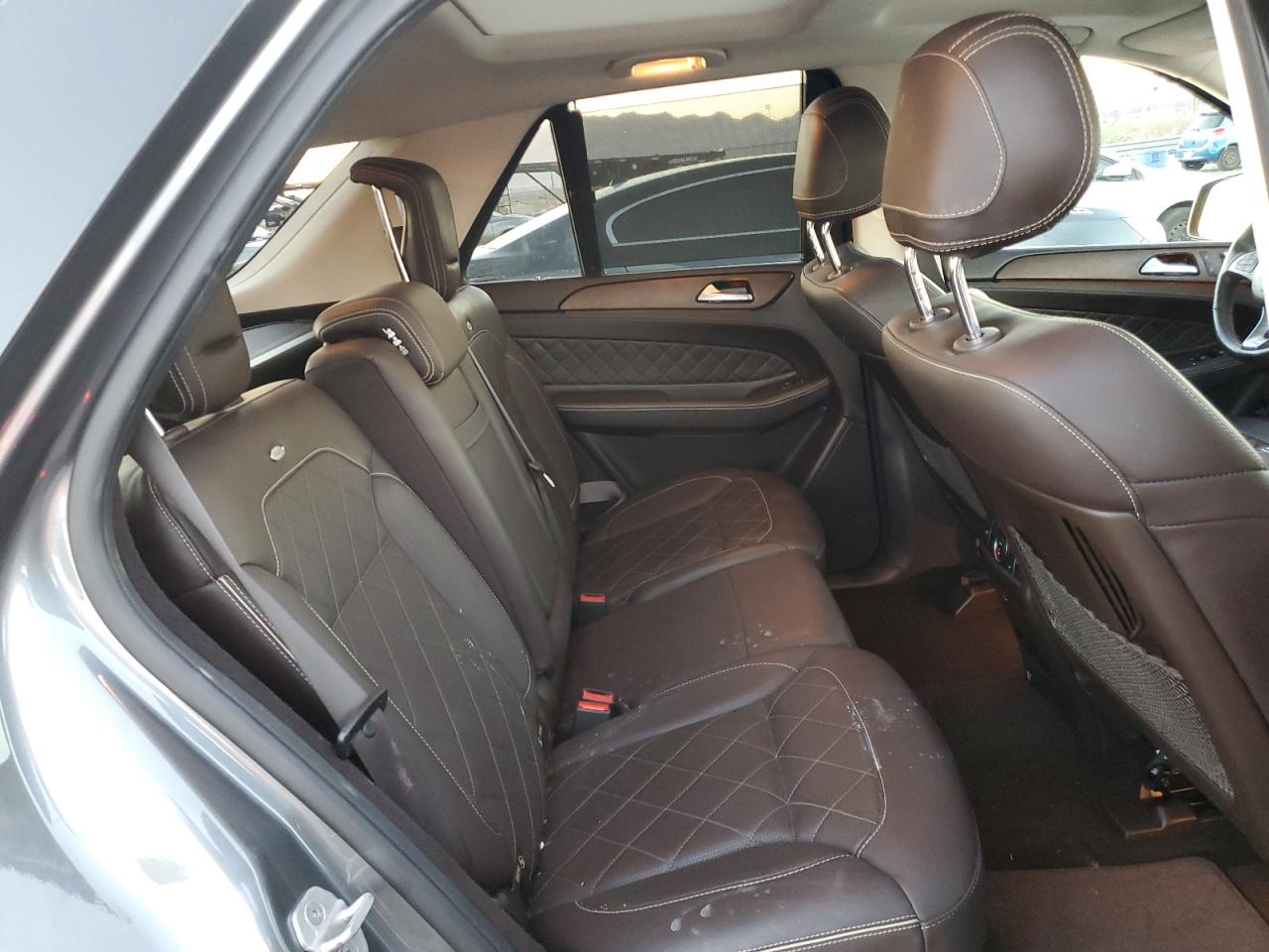 2018 Mercedes-Benz GLE - Image 11