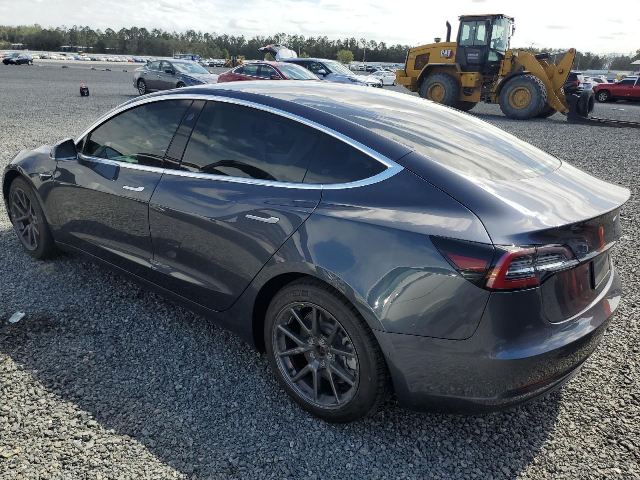 5YJ3E1EB4KF421352 2019 TESLA MODEL 3 - Image 2