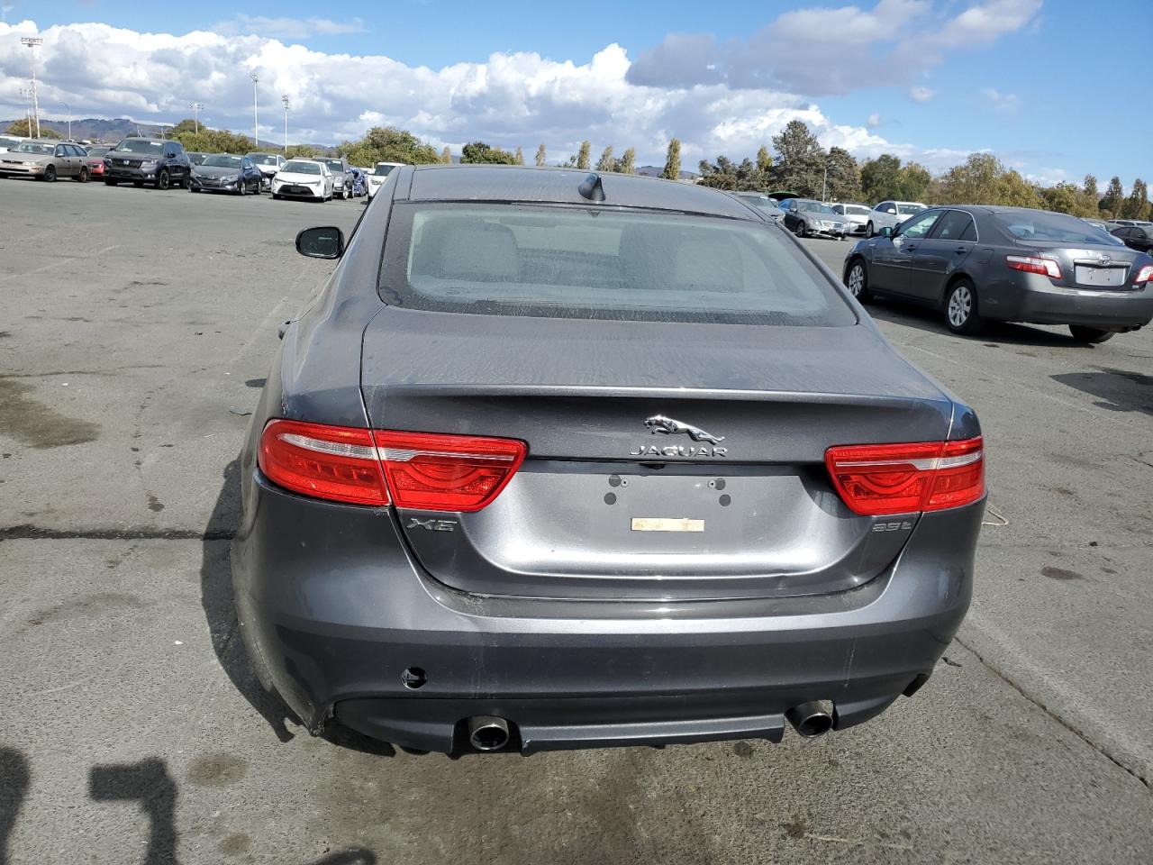 VIN SAJAD4BG9HA958278 2017 JAGUAR XE no.6