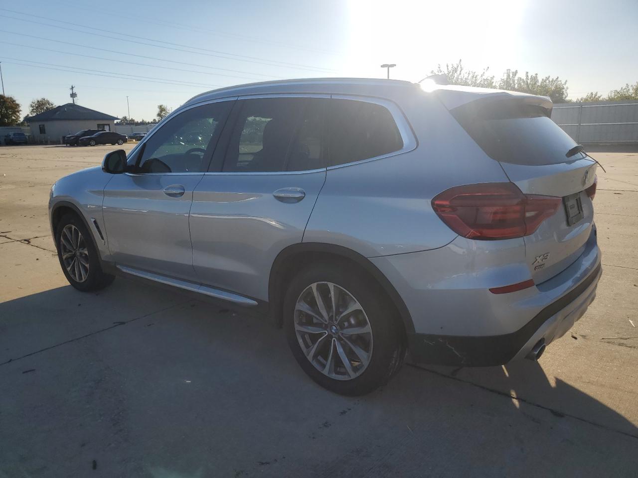 VIN 5UXTR9C57KLE14717 2019 BMW X3 no.2