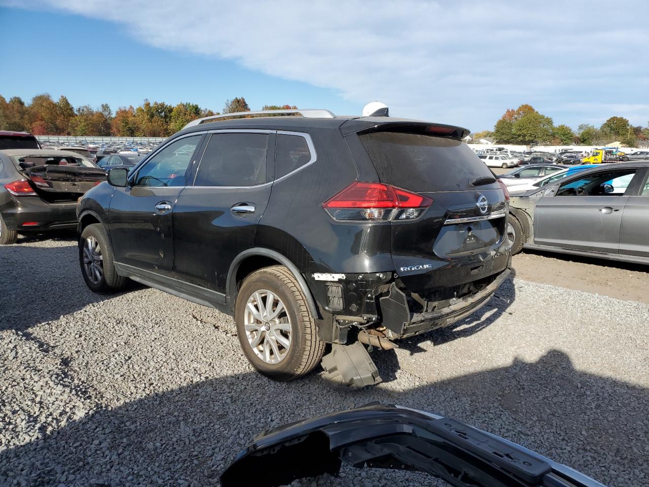 2017 Nissan Rogue S VIN: KNMAT2MV5HP576697 Lot: 76496804