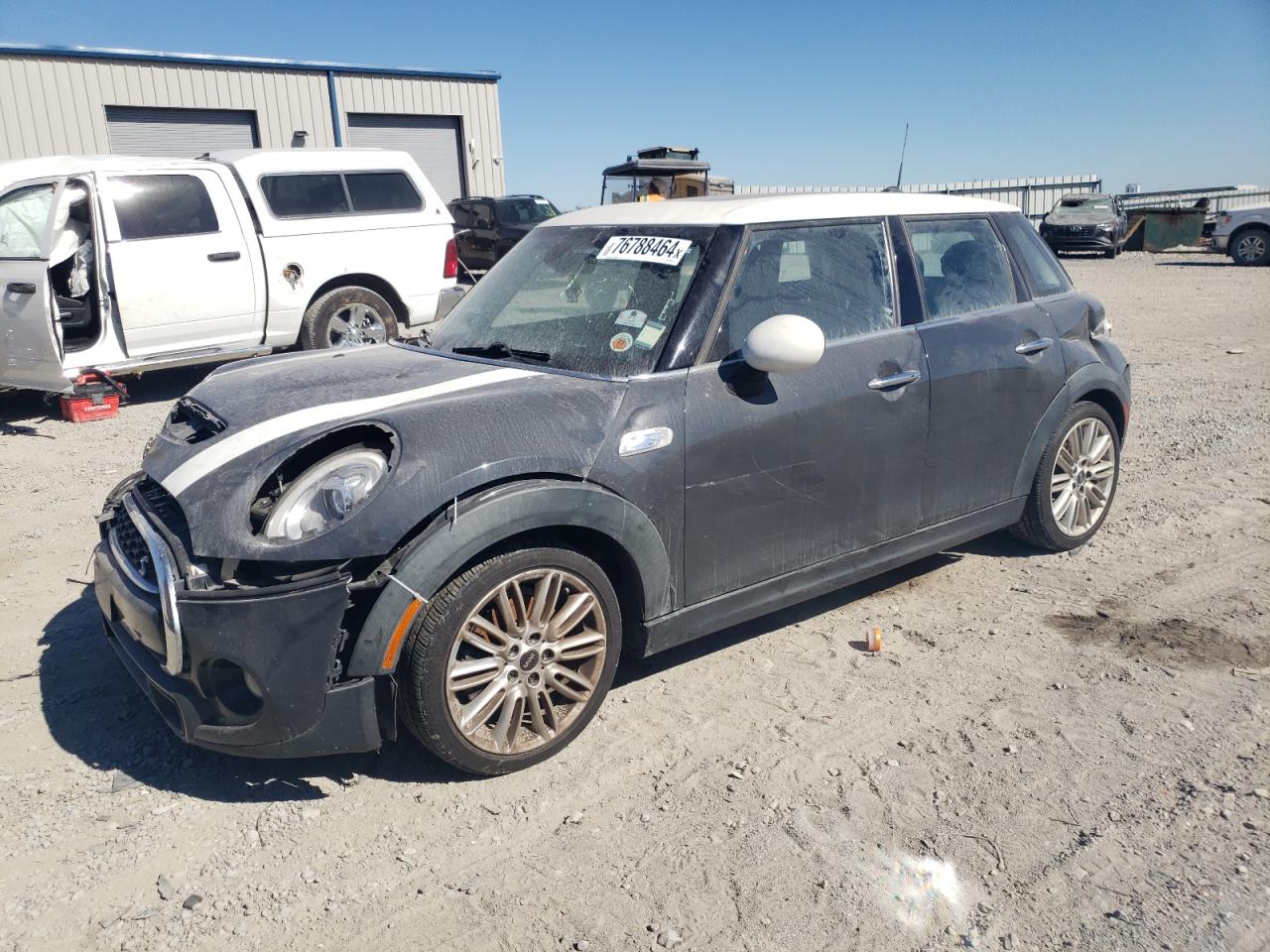 VIN WMWXU3C56G2B63200 2016 MINI COOPER no.1