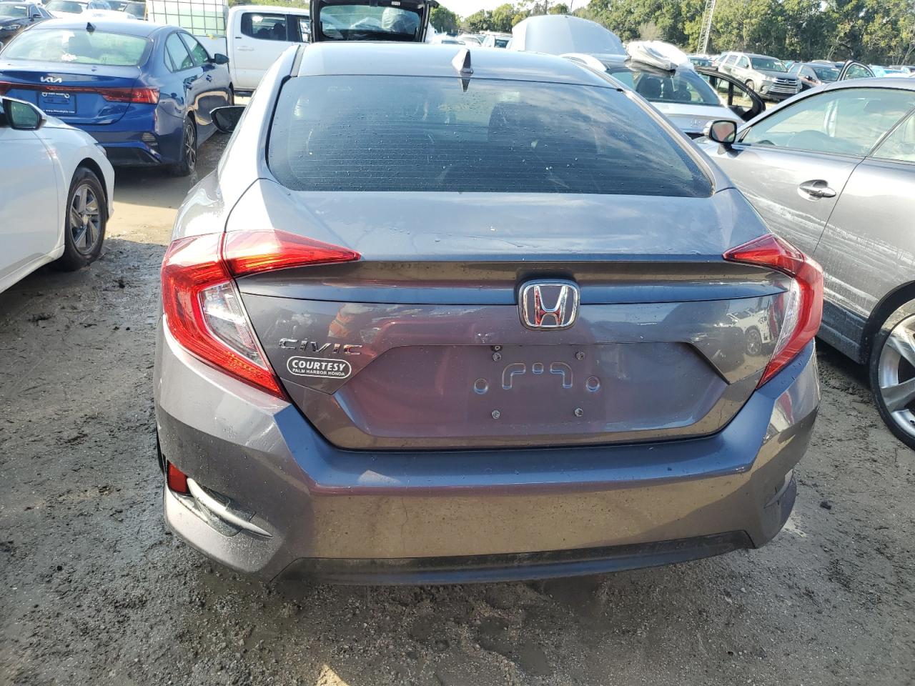 2HGFC2F71JH596056 2018 Honda Civic Ex