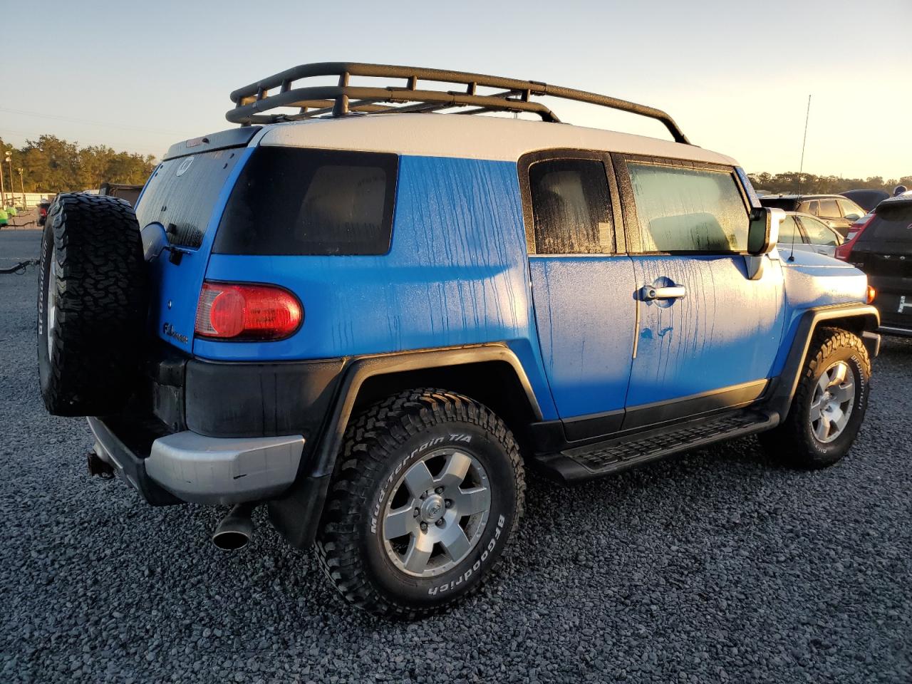 2007 Toyota FJ Cruiser - Image 3