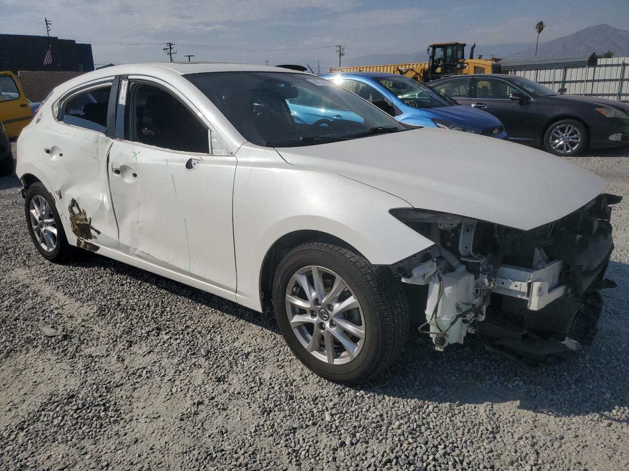 2016 Mazda 3 - Image 4