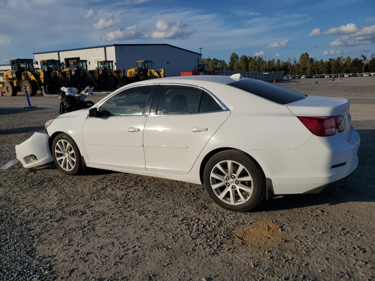 2014 Chevrolet Malibu - Image 2