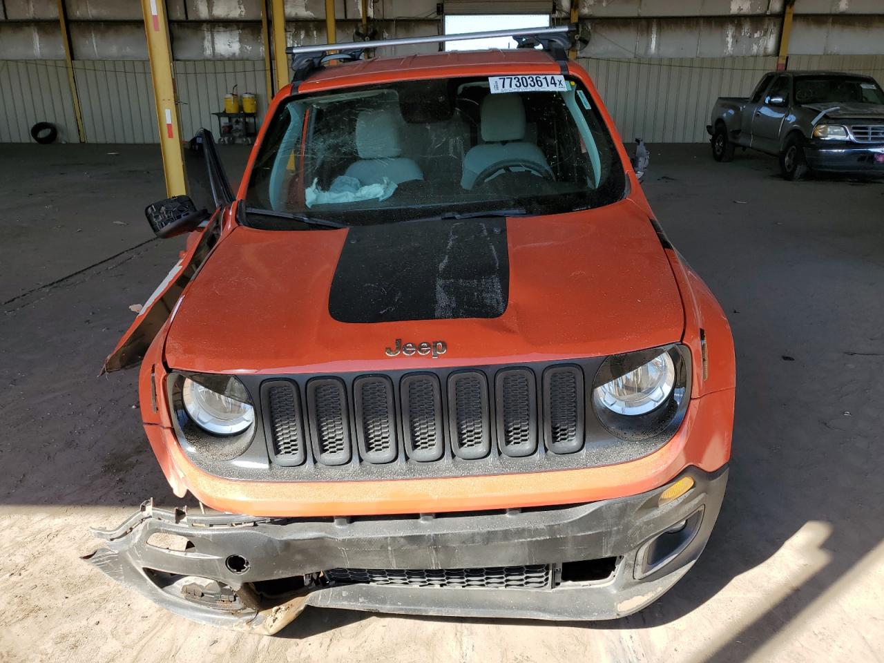 VIN ZACCJABB3JPJ22357 2018 JEEP RENEGADE no.5