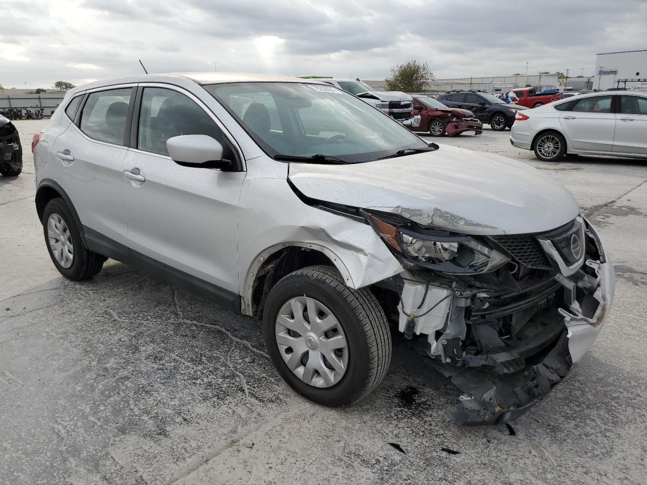 VIN JN1BJ1CP0KW527690 2019 NISSAN ROGUE no.4