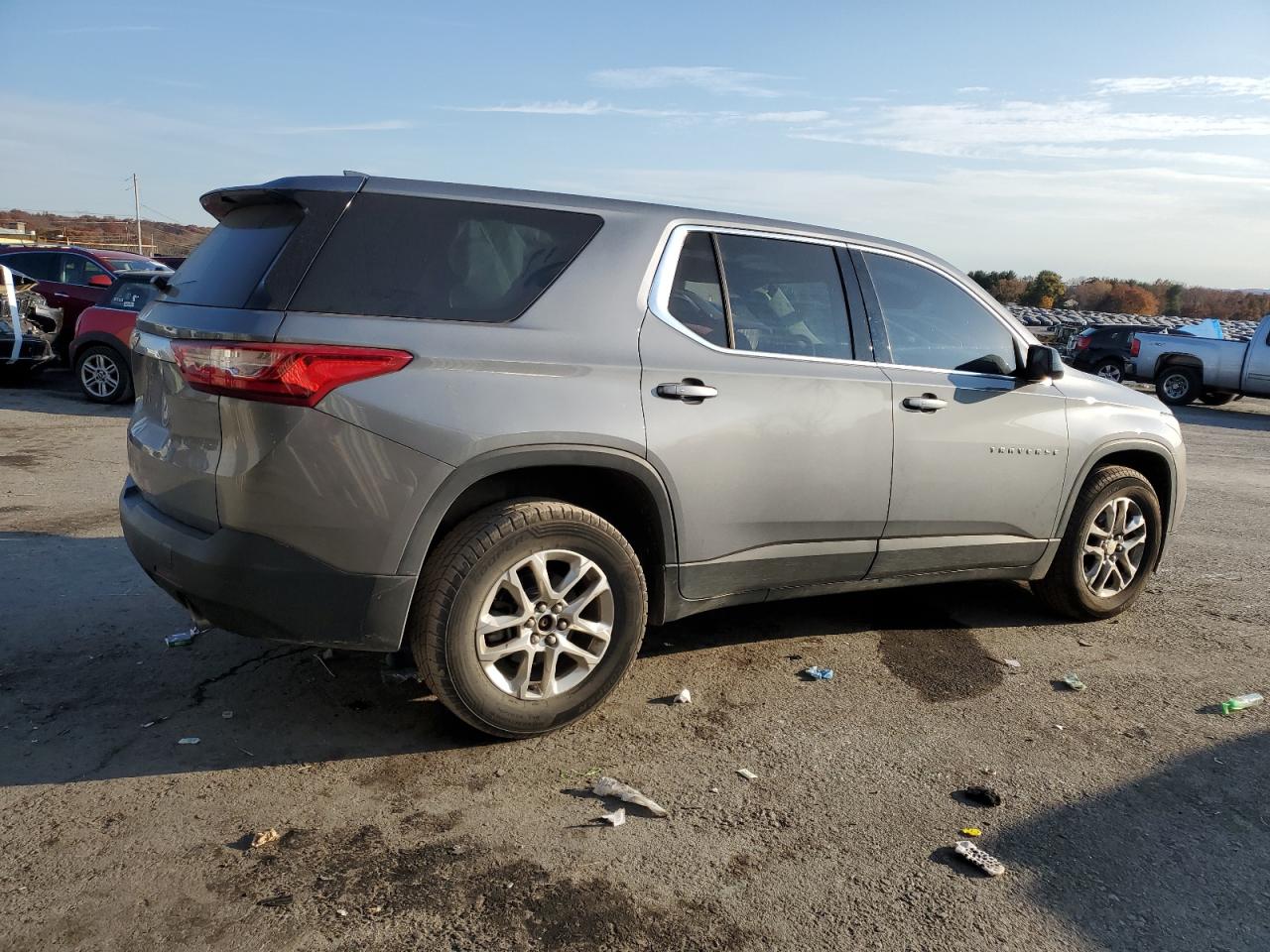 1GNEVFKW7JJ246977 CHEVROLET TRAVERSE 2018