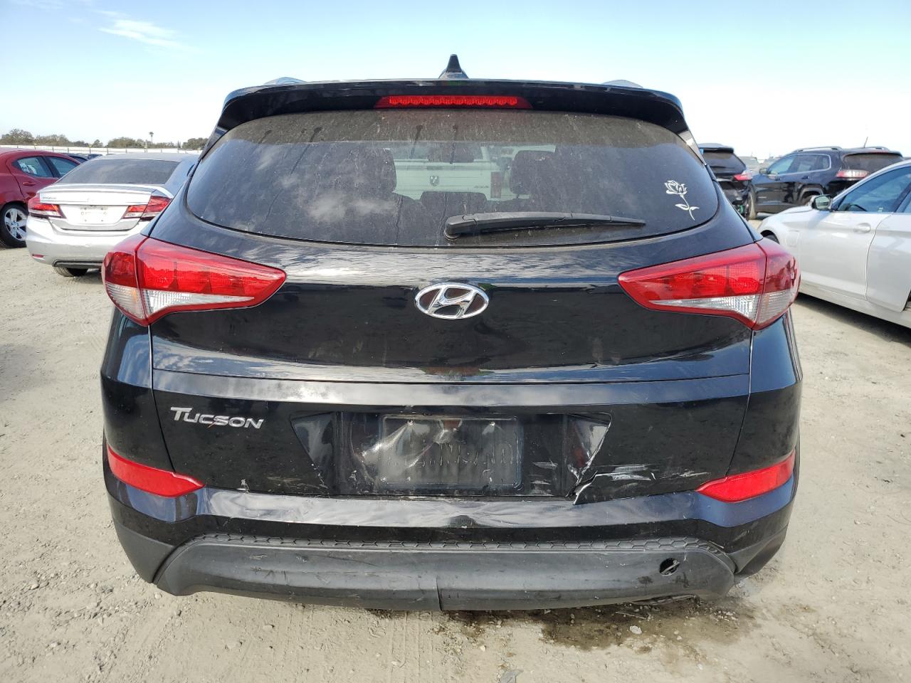 2018 Hyundai Tucson Sel VIN: KM8J33A42JU670704 Lot: 77657544