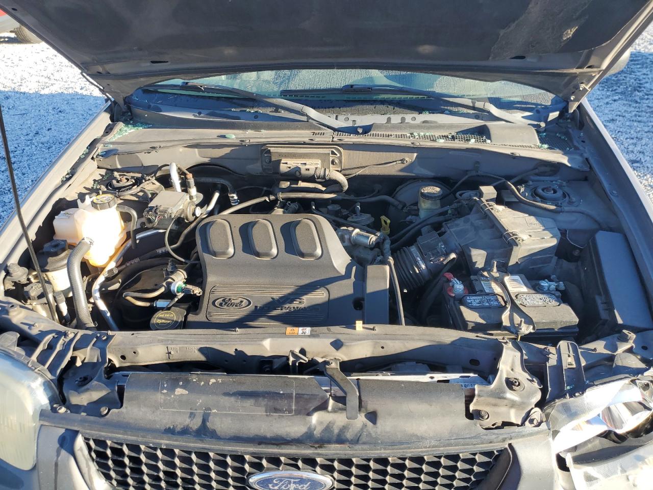 2003 Ford Escape Xls VIN: 1FMYU02183KB35325 Lot: 75945584