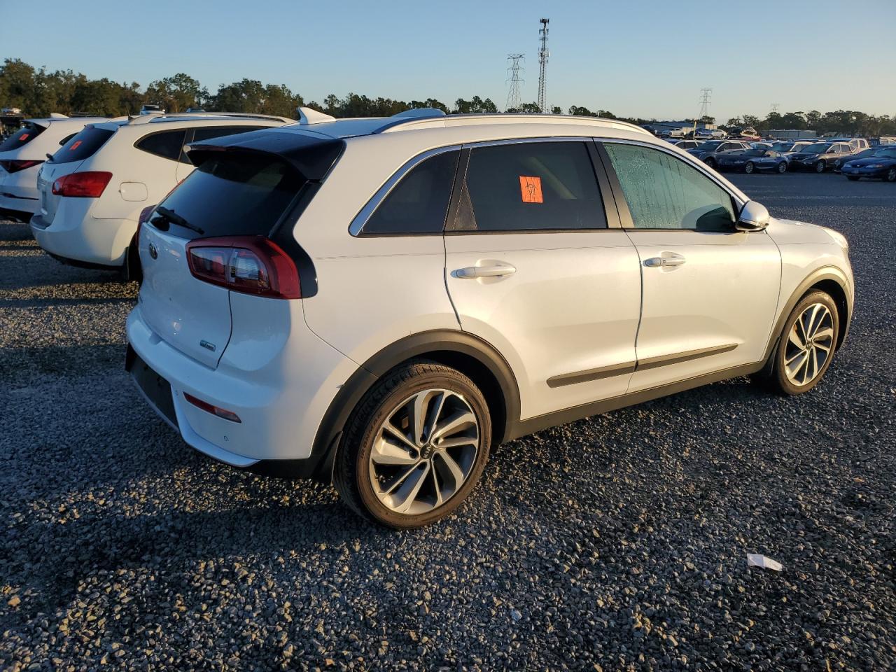 2017 Kia Niro - Image 3