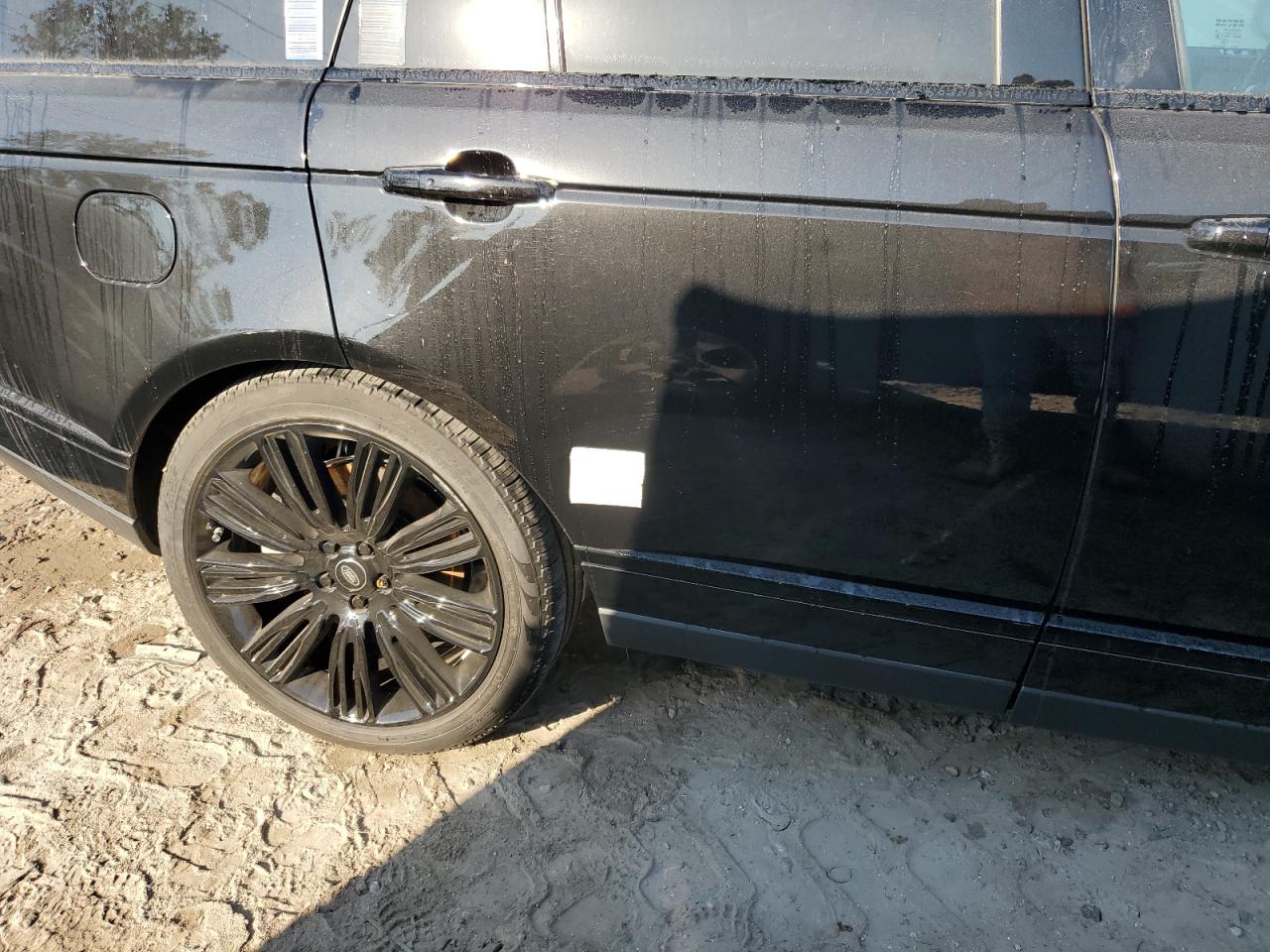 2020 Land Rover Range Rover P525 Hse VIN: SALGS2SE8LA414678 Lot: 75826534