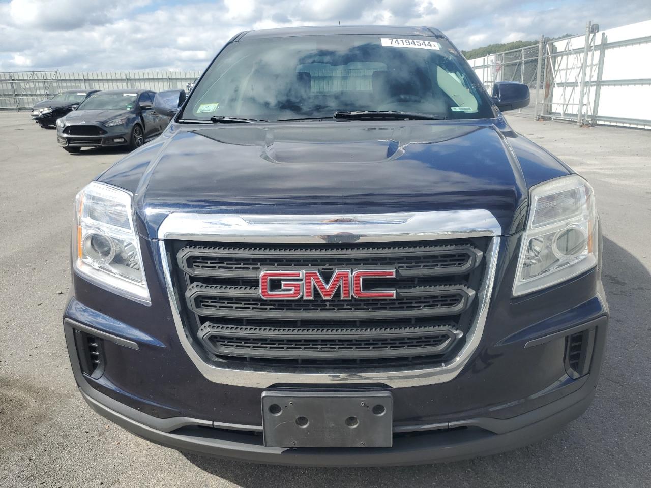2016 GMC Terrain - Image 5