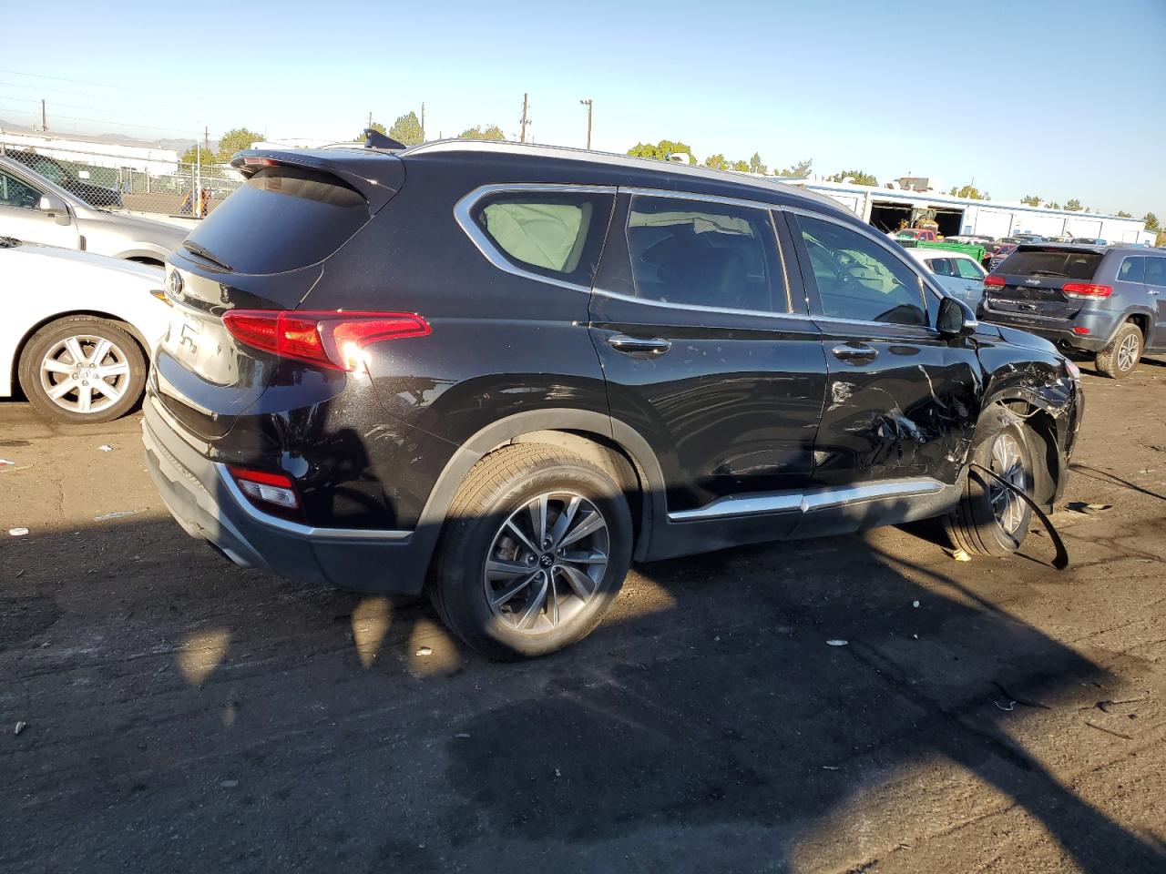 2020 Hyundai Santa Fe - Image 3