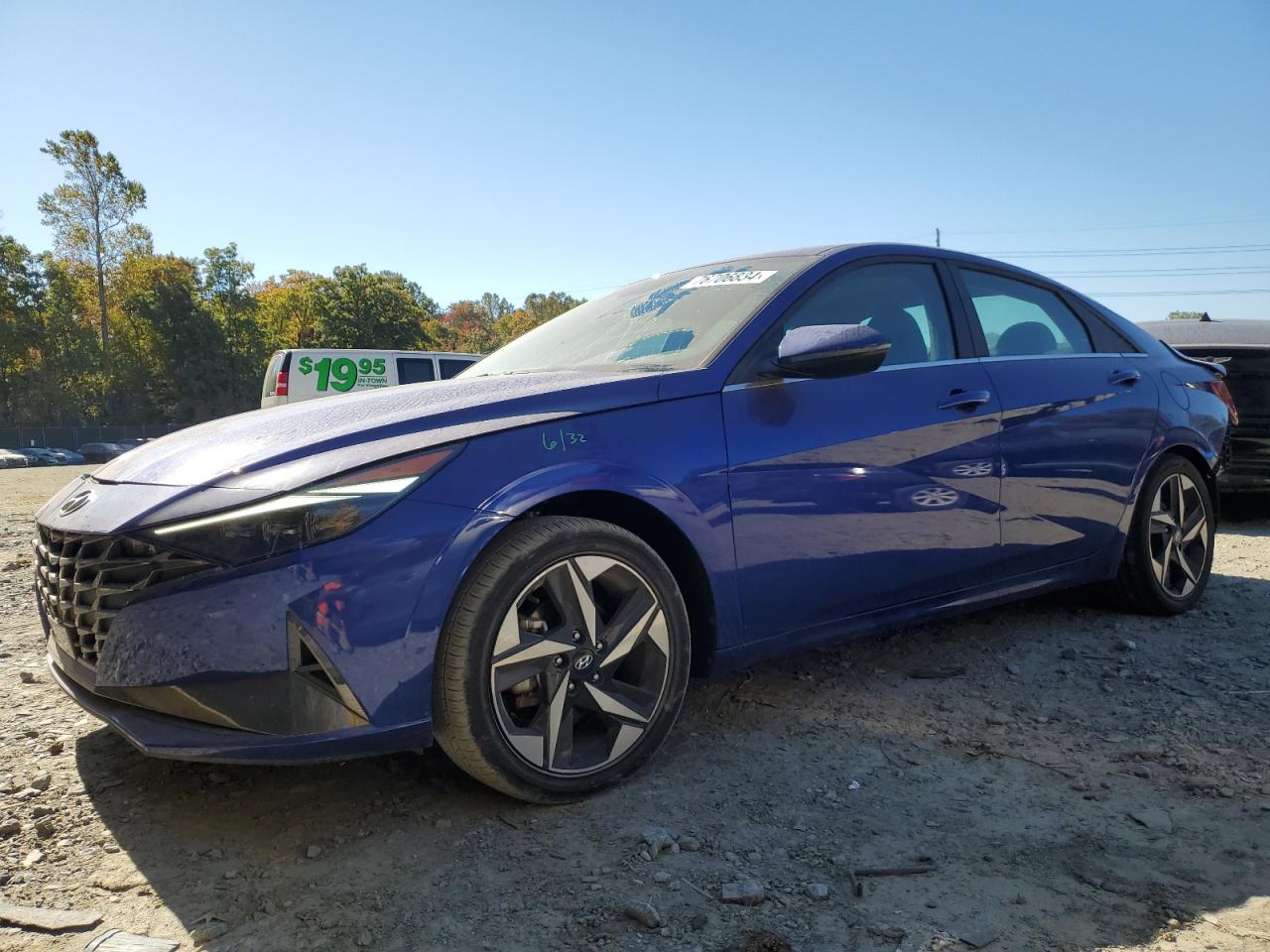 2023 Hyundai Elantra - Image 1