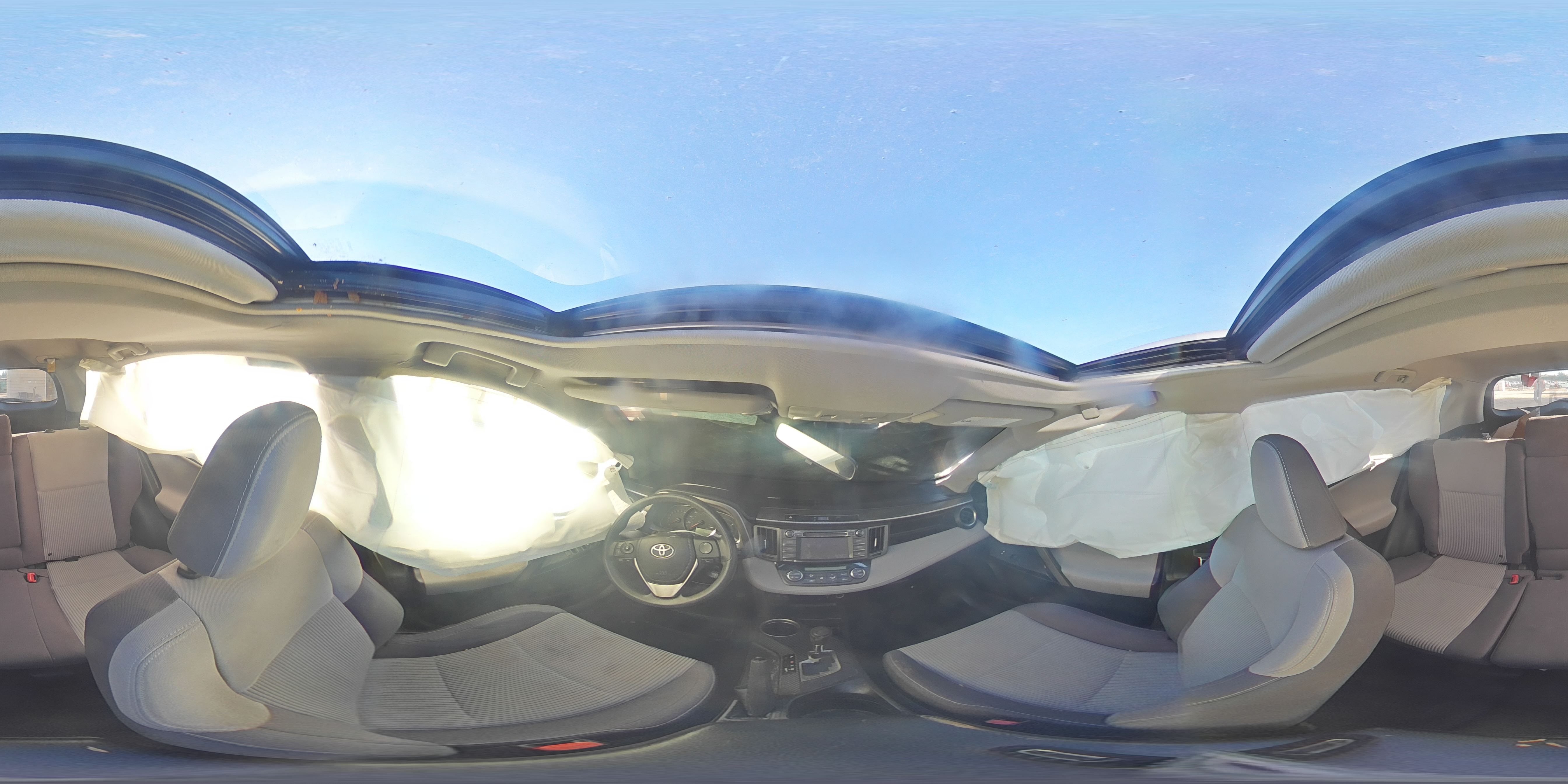 2015 Toyota RAV 4 - Image 14