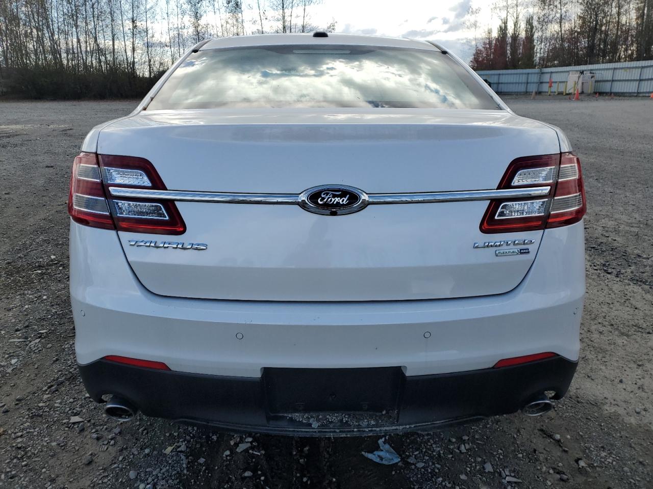 2015 Ford Taurus Limited VIN: 1FAHP2J80FG157791 Lot: 77158944