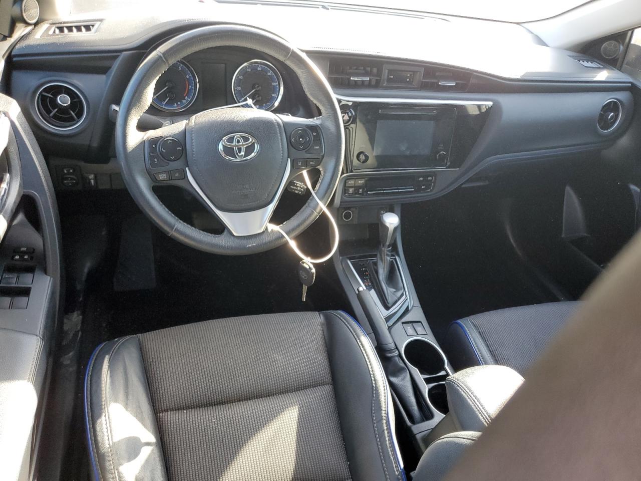 2018 Toyota Corolla - Image 8