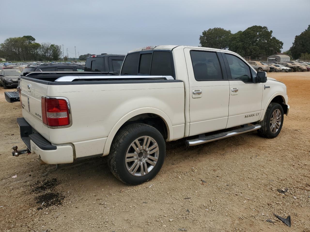 2007 Lincoln Mark Lt VIN: 5LTPW18557FJ08119 Lot: 77362834