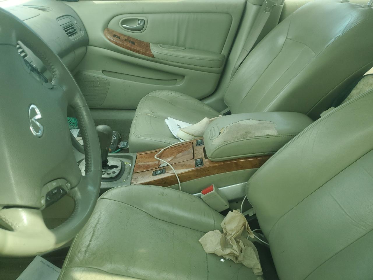 2002 Infiniti I - Image 7