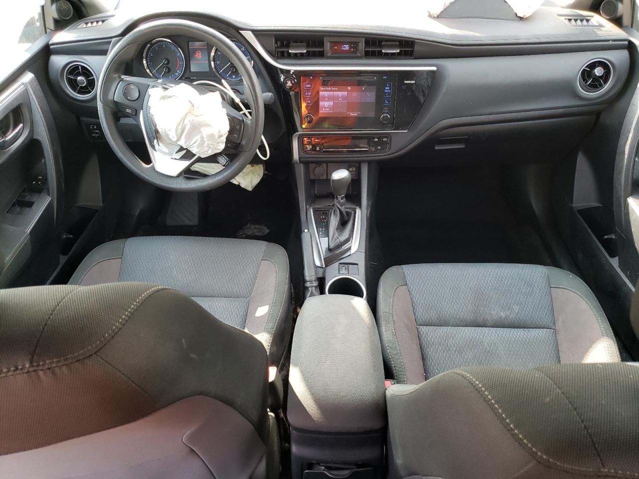 2017 Toyota Corolla - Image 8