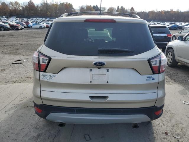  FORD ESCAPE 2018 Кремовый